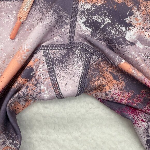 Reebok Capri Leggings Pockets Drawstring Splatter Print Mulled Grape Womens L - Picture 7 of 11